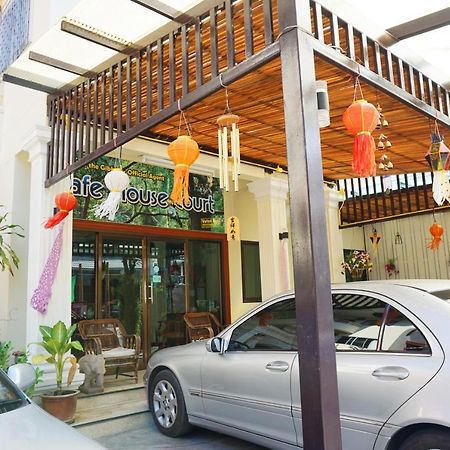 安心宫廷酒店 清邁 外观 照片
